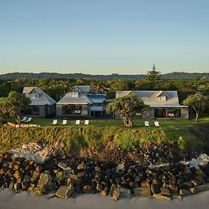 Hotel Bluewater On The Beach, Byron Bay